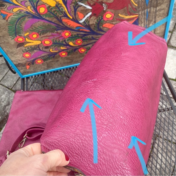 Free People large vegan faux leather reversible raspberry white tote shoulderbag - Picture 13 of 16